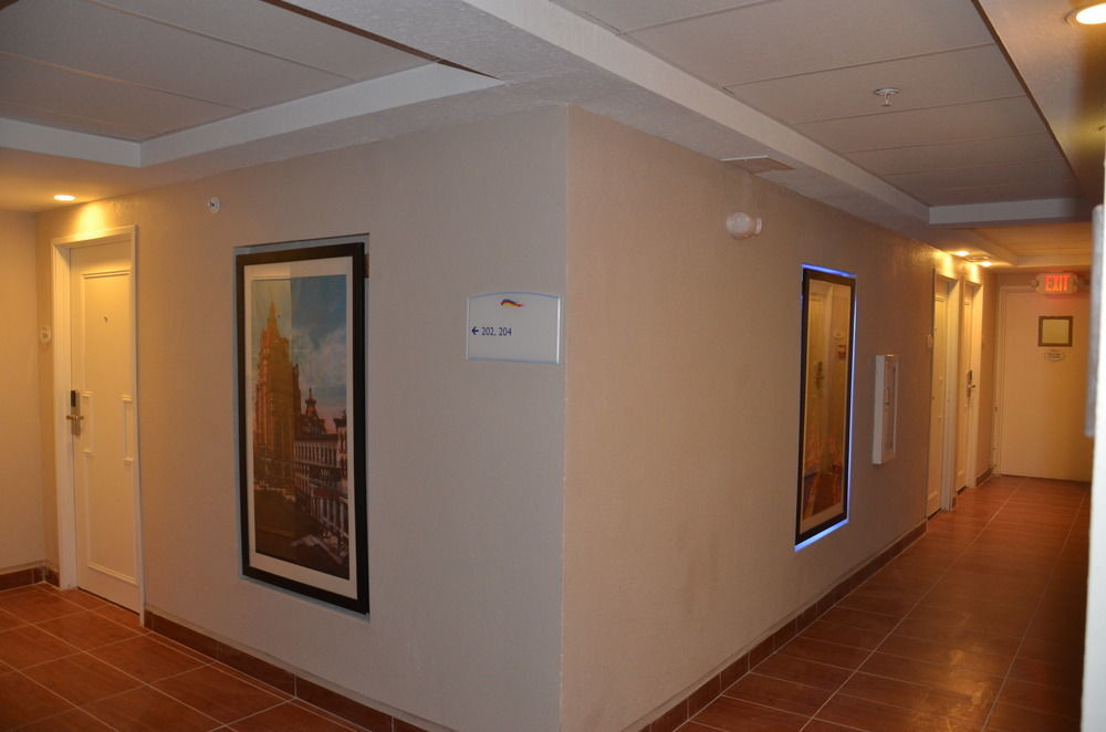 Baymont By Wyndham Delavan Near Lake Geneva Exterior photo